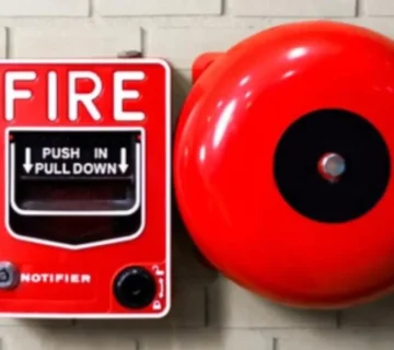 خطط الطوارئ والإخلاء باستخدام أنظمة الإنذار المبكر