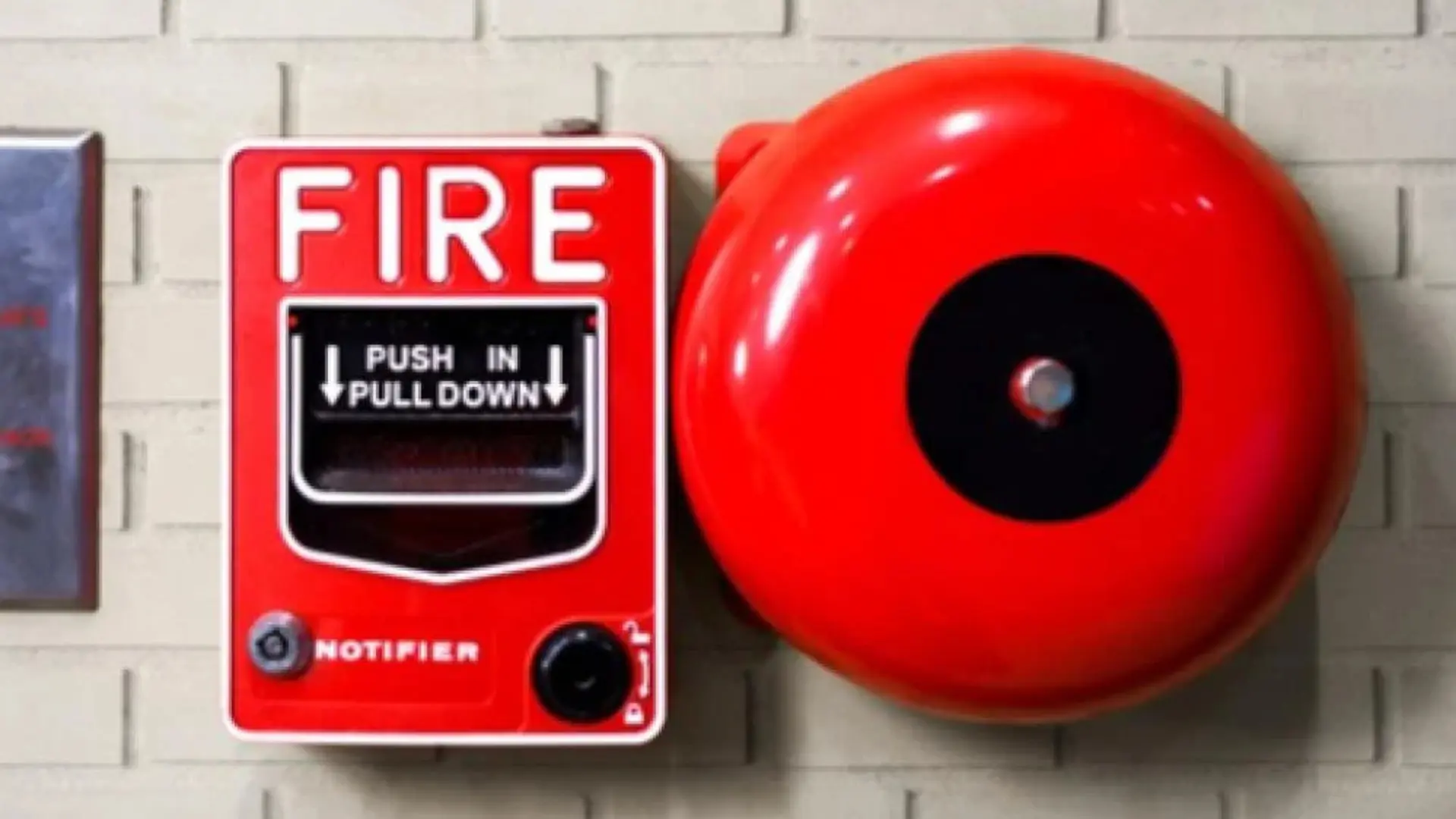 خطط الطوارئ والإخلاء باستخدام أنظمة الإنذار المبكر